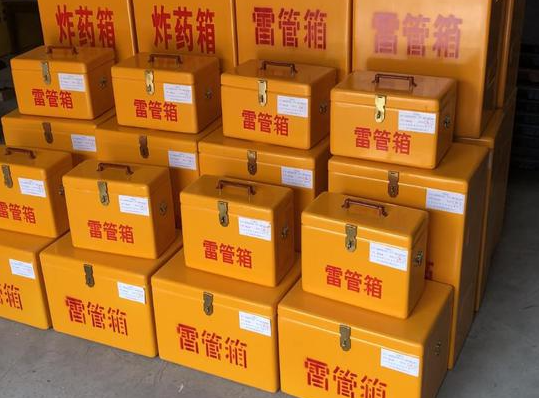 凤冈玻璃钢雷管箱的使用寿命一般是多少？